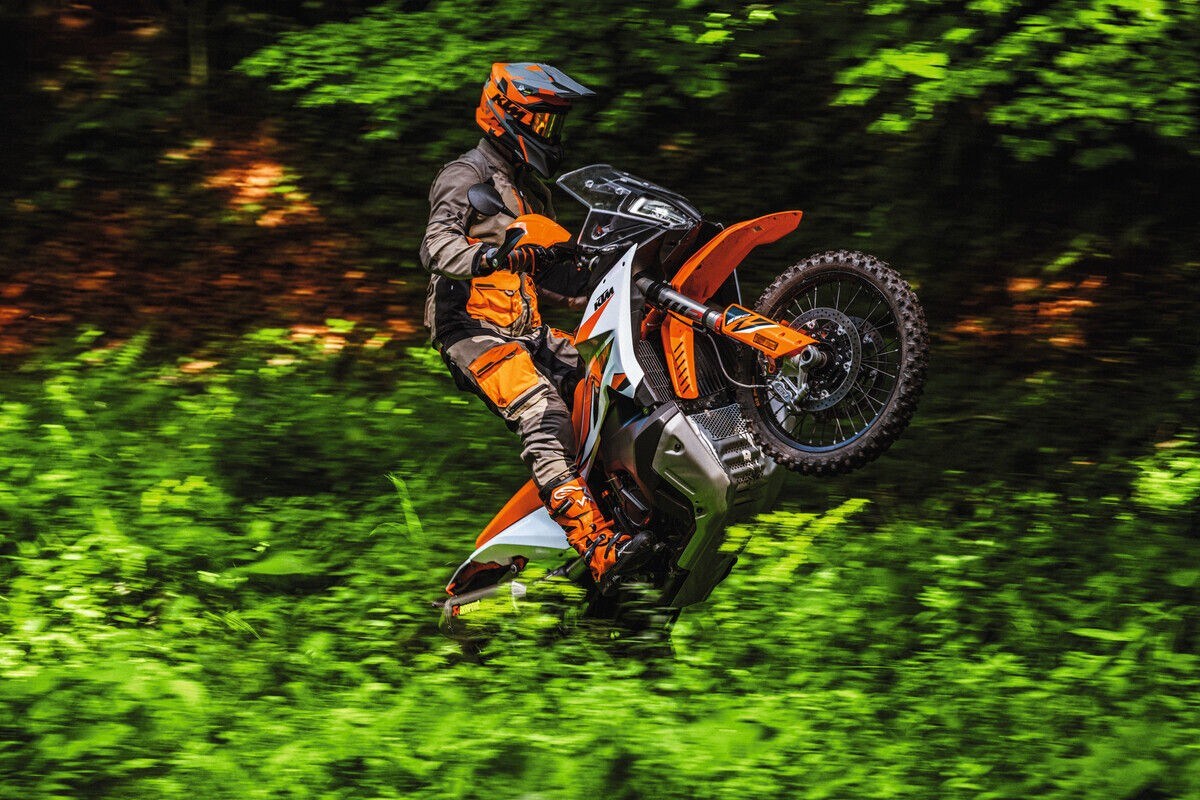 KTM: la nuova 890 Adventure R